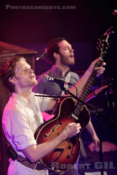 THE LUMINEERS - 2013-03-07 - PARIS - Le Trianon - Wesley Keith Schultz - Ben Wahamaki